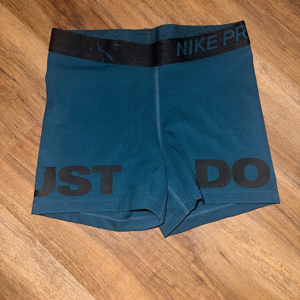 This is ‘Nike Pro Women’s Shorts’